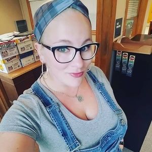 Meet your Posher, Angie